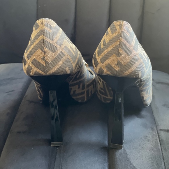 Fendi x Versace Collab Heels - Picture 10 of 10